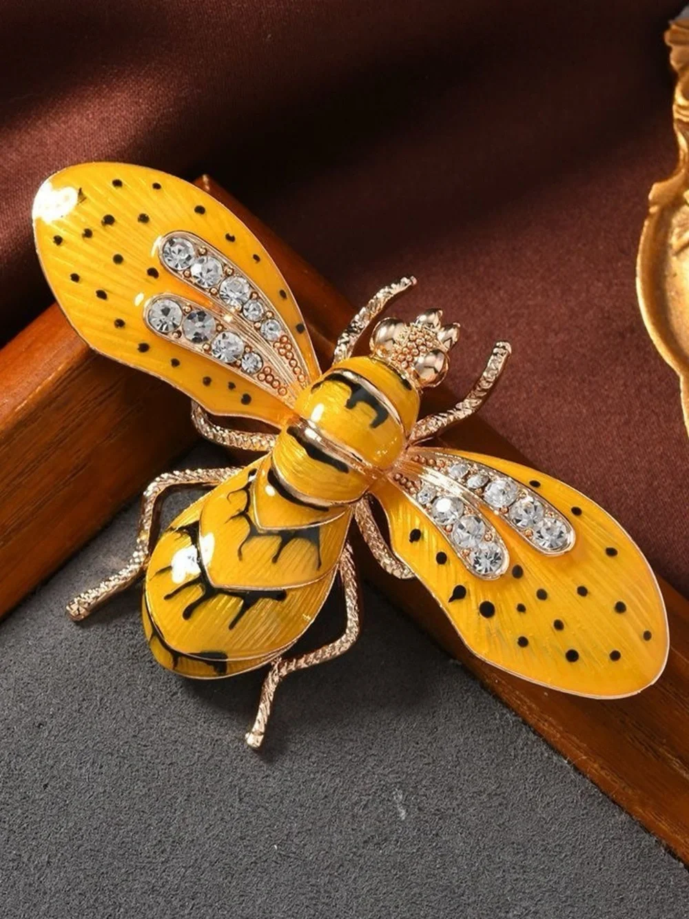 Large Yellow Queen Bee Enamel Brooch Pin Rhinestone Crystal Insect Statement Pin